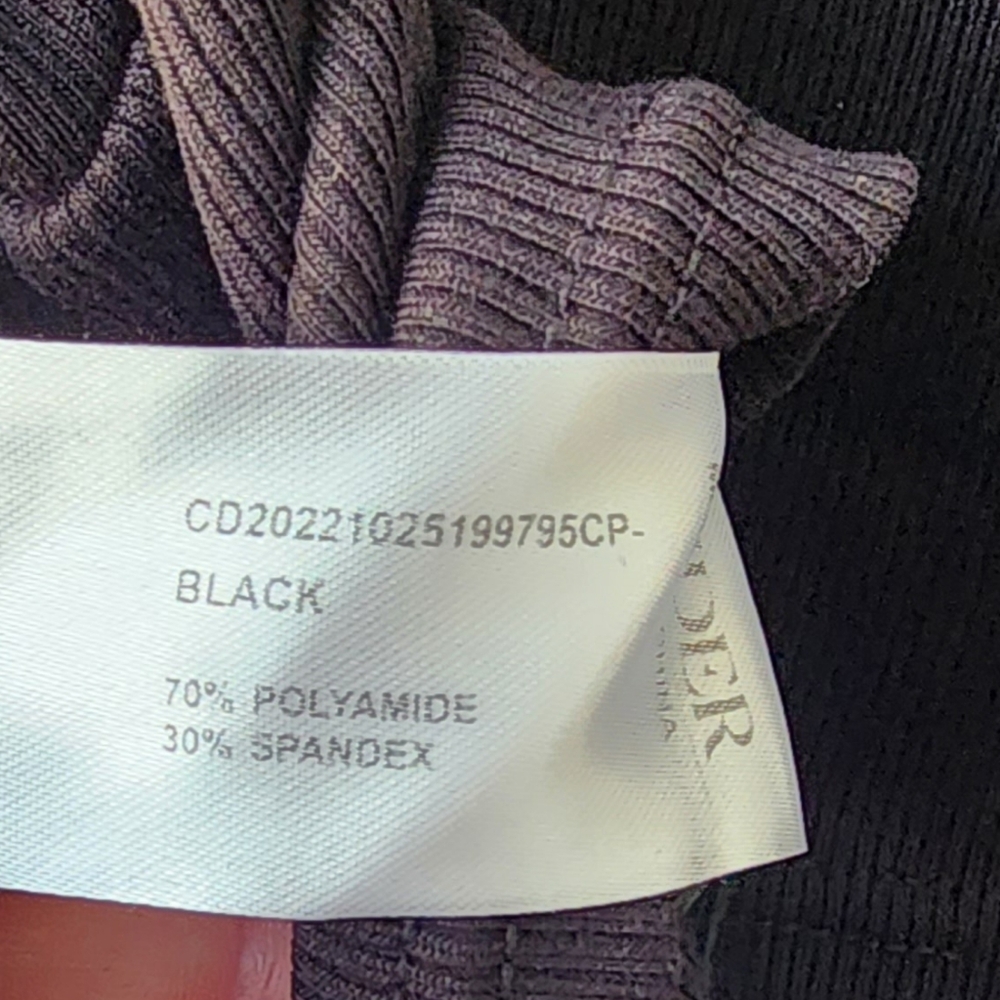Cider Black Crop Top‎ Ribbed Crossover - Picture 7 of 9